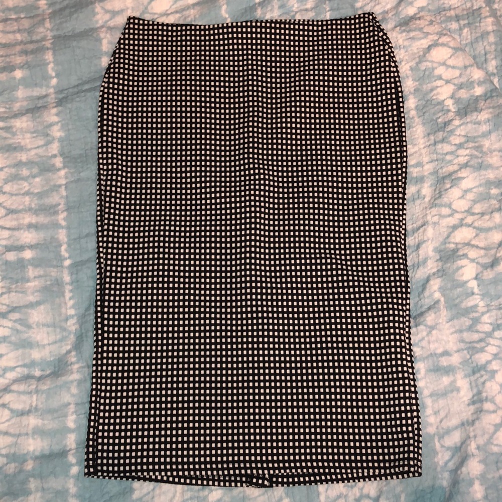 Black and white, stretchy pencil skirt. Never worn